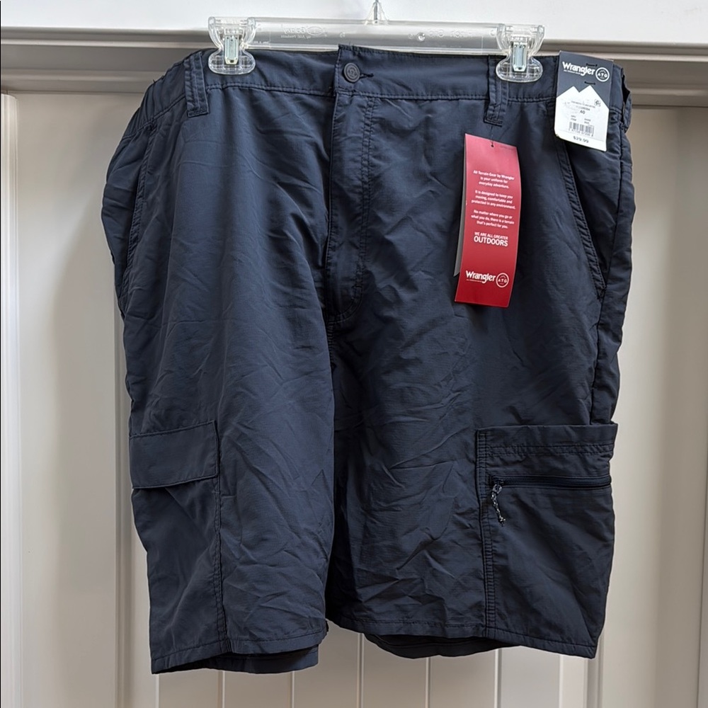Wrangler Blue Cargo Shorts Lightweight Design